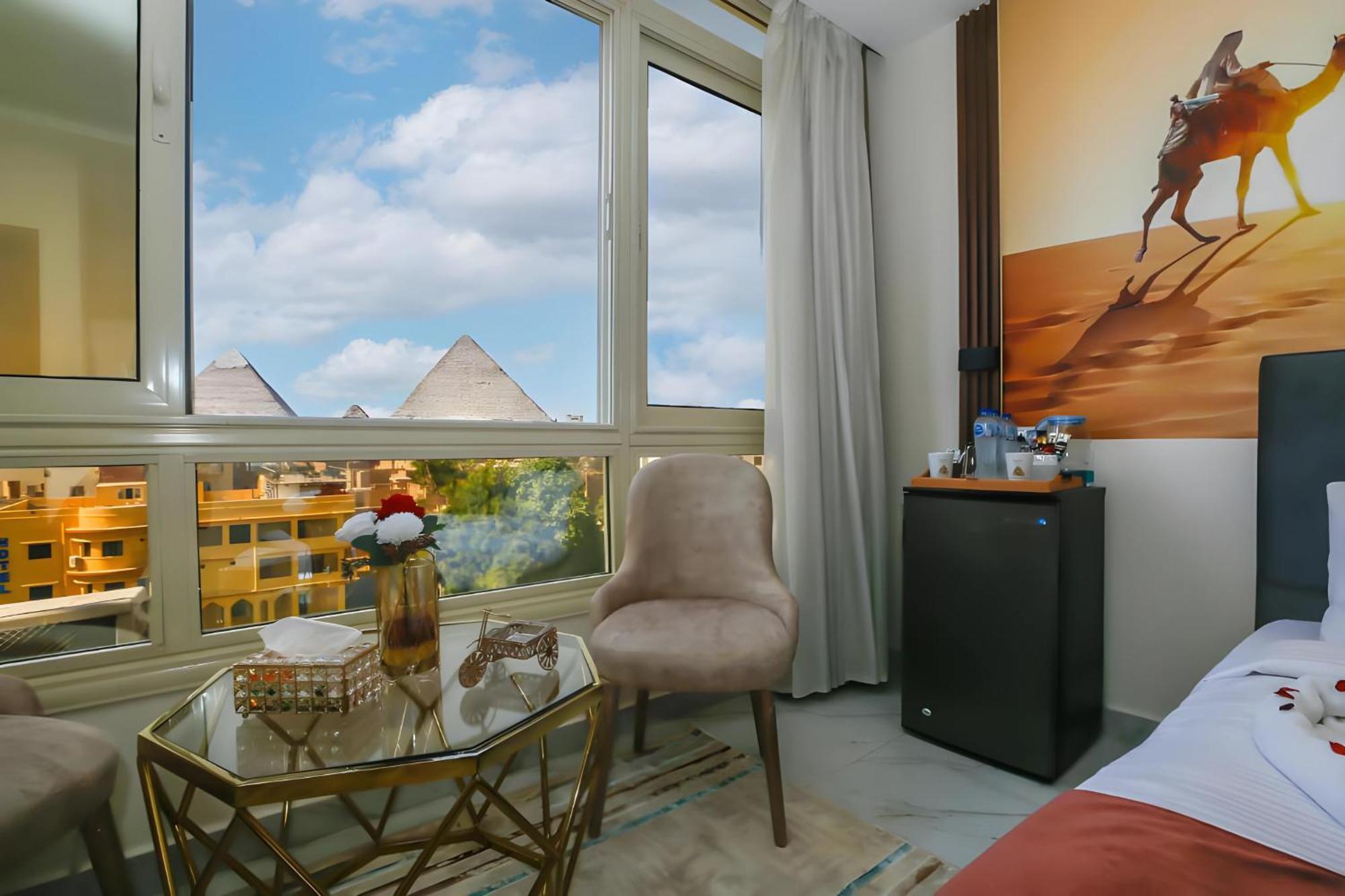 Desert Crown Of The Middle East Pyramids View Hotel 3*
